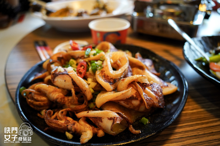 30台中美食東山棧米其林必比登甕缸雞中卷竹筍鹹豬肉.jpg 30台中美食東山棧米其林必比登甕缸雞中卷竹筍鹹豬肉.jpg