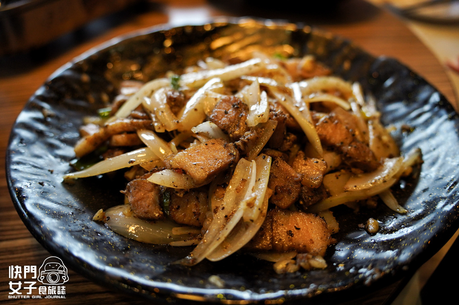 39台中美食東山棧米其林必比登甕缸雞中卷竹筍鹹豬肉.jpg 39台中美食東山棧米其林必比登甕缸雞中卷竹筍鹹豬肉.jpg