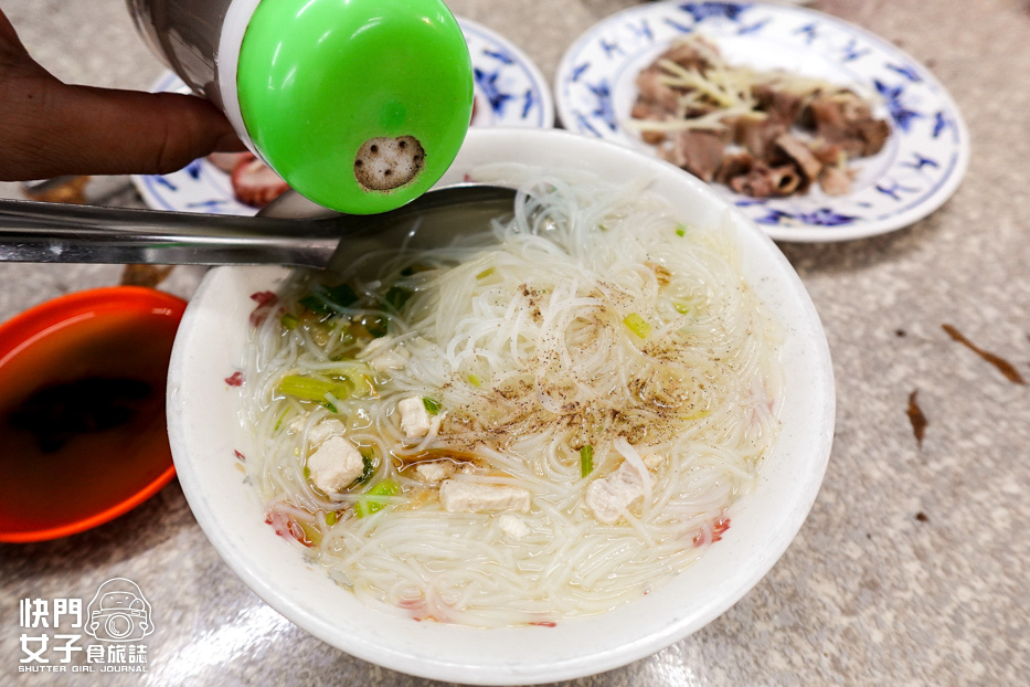 14大同美食宵夜延三夜市旗魚新竹米粉湯紅燒肉肝𦟪小菜.jpg 14大同美食宵夜延三夜市旗魚新竹米粉湯紅燒肉肝𦟪小菜.jpg