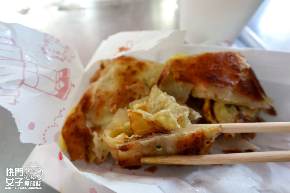 17新北新店美食早餐店旭達豆漿店招牌蛋餅蔥油餅蘿蔔糕.jpg 17新北新店美食早餐店旭達豆漿店招牌蛋餅蔥油餅蘿蔔糕.jpg