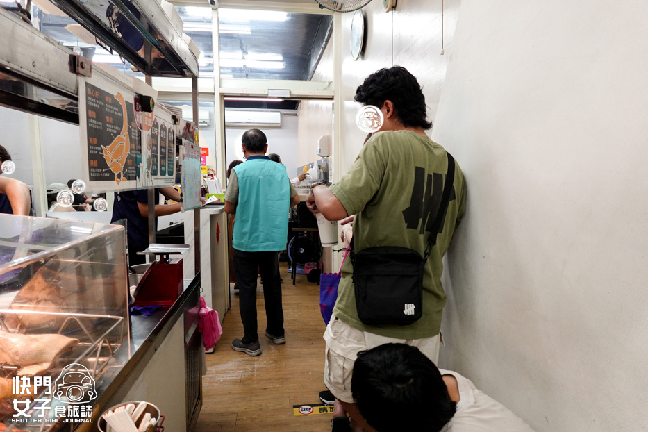 10台北大同美食延三夜市必吃金樺城鵝肉担煙燻鵝肉鵝油飯意麵.jpg 10台北大同美食延三夜市必吃金樺城鵝肉担煙燻鵝肉鵝油飯意麵.jpg