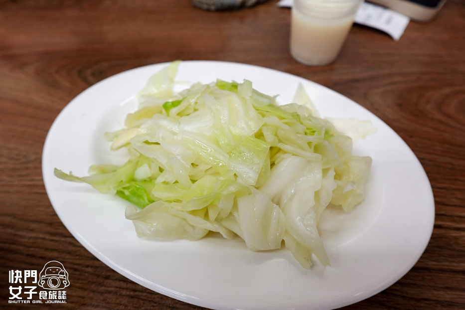 30台北大同美食延三夜市必吃金樺城鵝肉担煙燻鵝肉鵝油飯意麵.jpg 30台北大同美食延三夜市必吃金樺城鵝肉担煙燻鵝肉鵝油飯意麵.jpg