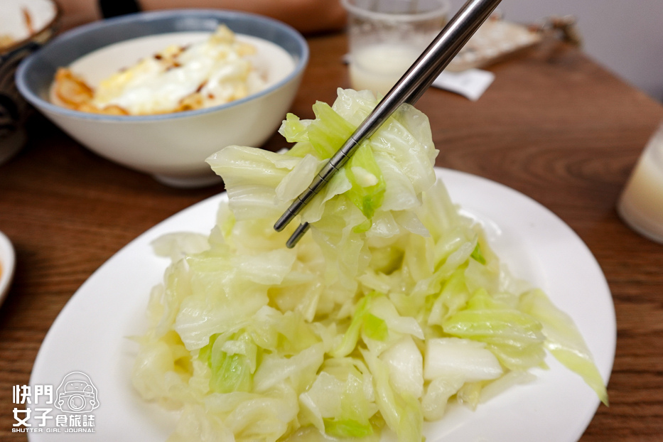 32台北大同美食延三夜市必吃金樺城鵝肉担煙燻鵝肉鵝油飯意麵.jpg 32台北大同美食延三夜市必吃金樺城鵝肉担煙燻鵝肉鵝油飯意麵.jpg