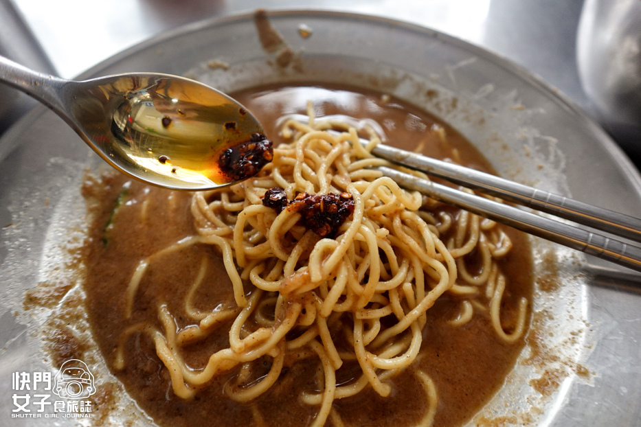 17南港車站美食闞記涼麵闕記涼麵麻醬麵頭骨肉意麵羹湯.jpg 17南港車站美食闞記涼麵闕記涼麵麻醬麵頭骨肉意麵羹湯.jpg