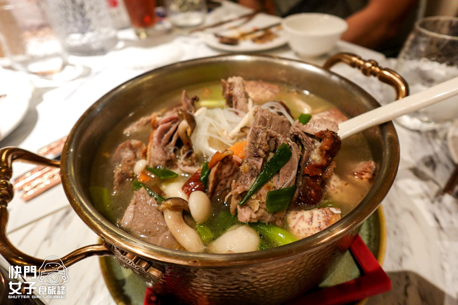 39台北大直美麗華鴨覓片皮烤鴨鴨架鴨湯鴨粥.jpg 39台北大直美麗華鴨覓片皮烤鴨鴨架鴨湯鴨粥.jpg