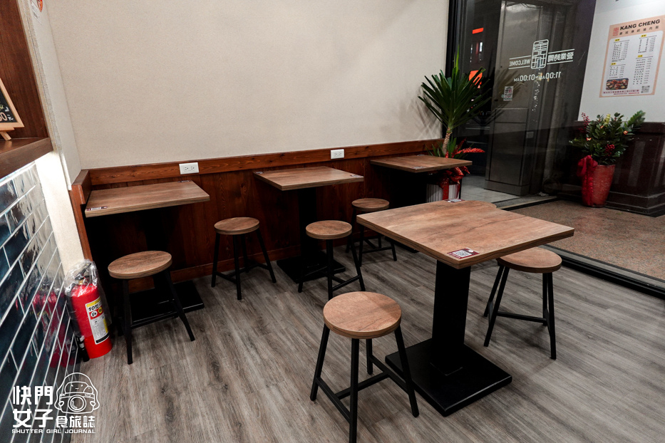 5三重宵夜美食康城傳統滷肉飯腿庫豬腳中段便當.jpg 5三重宵夜美食康城傳統滷肉飯腿庫豬腳中段便當.jpg