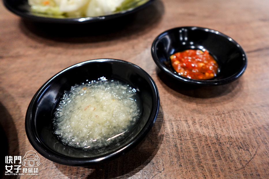 8三重宵夜美食康城傳統滷肉飯腿庫豬腳中段便當.jpg 8三重宵夜美食康城傳統滷肉飯腿庫豬腳中段便當.jpg