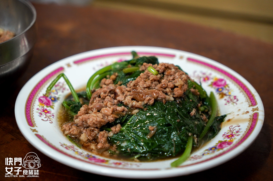 21南投埔里美食雨傘店阿川麵店豬腦煎蛋豬腦湯乾麵.jpg 21南投埔里美食雨傘店阿川麵店豬腦煎蛋豬腦湯乾麵.jpg