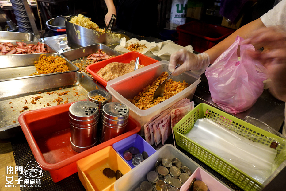 9信義區美食虎林街永春市場大肥媽現做潤餅.jpg 9信義區美食虎林街永春市場大肥媽現做潤餅.jpg