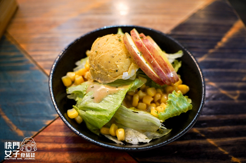 21三重早午餐食月午日阿嬤的炸豬排起司蛋餅唐揚炸雞嫩蛋墨西哥酥餅.jpg 21三重早午餐食月午日阿嬤的炸豬排起司蛋餅唐揚炸雞嫩蛋墨西哥酥餅.jpg