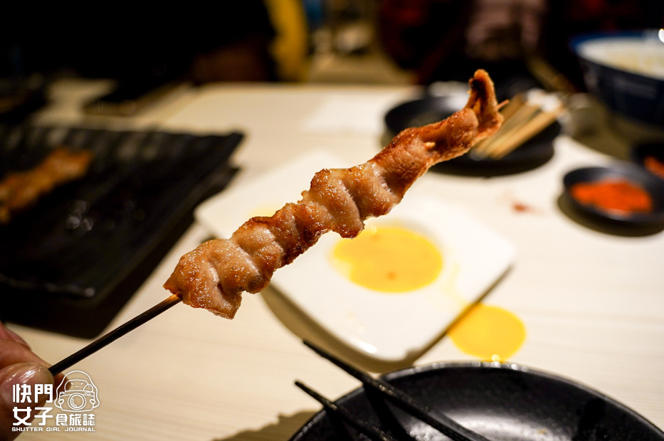 30宜蘭美食羅東冬山燒烤陶意蘋串燒小酒館招牌跑馬麵牛五花三層肉.jpg 30宜蘭美食羅東冬山燒烤陶意蘋串燒小酒館招牌跑馬麵牛五花三層肉.jpg