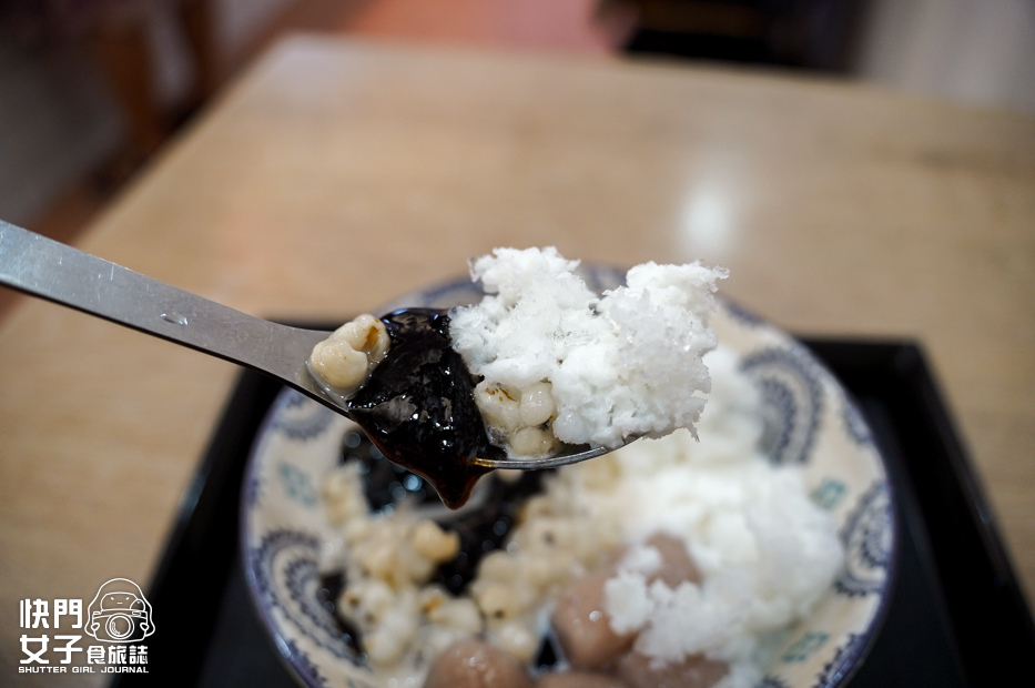 12晴光市場雙城街美食杏福冰館杏仁豆腐冰芋頭仙草豆花.jpg 12晴光市場雙城街美食杏福冰館杏仁豆腐冰芋頭仙草豆花.jpg