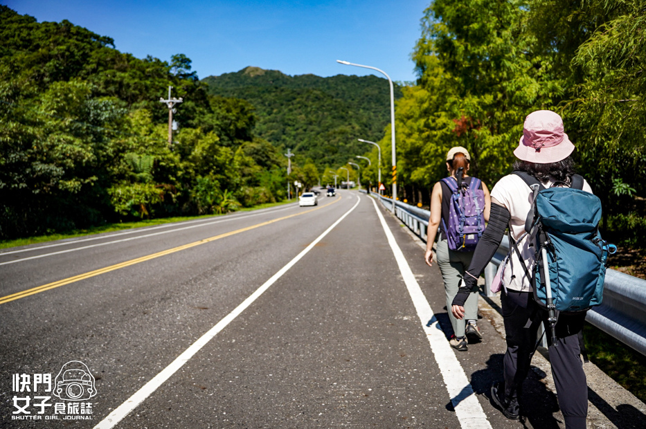 6平溪十分小百岳淡蘭古道五分山步道氣象台芒草季老街美食.jpg 6平溪十分小百岳淡蘭古道五分山步道氣象台芒草季老街美食.jpg