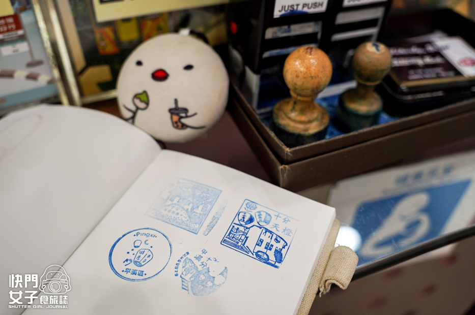 74平溪十分小百岳淡蘭古道五分山步道氣象台芒草季老街美食.jpg 74平溪十分小百岳淡蘭古道五分山步道氣象台芒草季老街美食.jpg