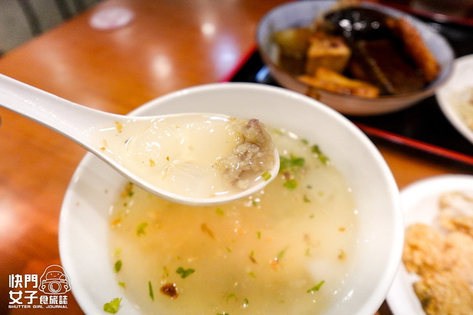 19新北三重金島甜不辣中島甜不辣乾麵魚酥魷魚焿紅糟燒肉.jpg 19新北三重金島甜不辣中島甜不辣乾麵魚酥魷魚焿紅糟燒肉.jpg