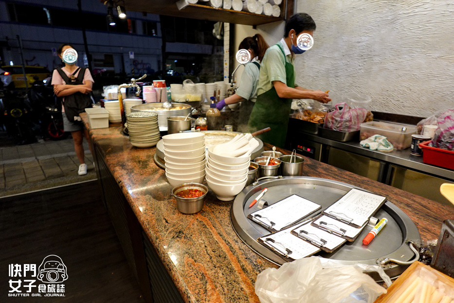 29新北三重金島甜不辣中島甜不辣乾麵魚酥魷魚焿紅糟燒肉.jpg 29新北三重金島甜不辣中島甜不辣乾麵魚酥魷魚焿紅糟燒肉.jpg