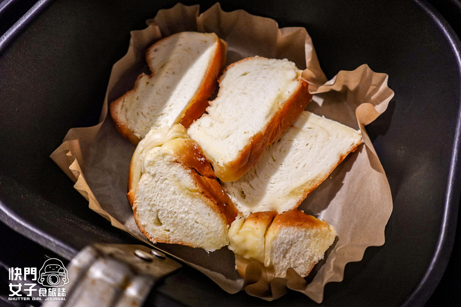 10台南葡吉麵包店訂購預定出爐秒殺羅宋麵包奶露毛毛蟲麵包.jpg 10台南葡吉麵包店訂購預定出爐秒殺羅宋麵包奶露毛毛蟲麵包.jpg