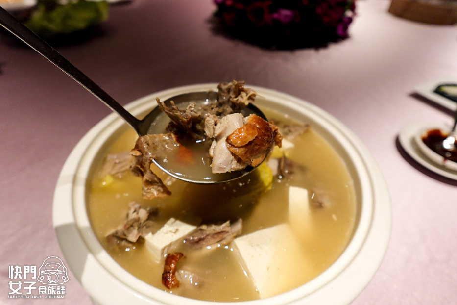 31香宮瑤柱蕃茄豆腐鴨架湯招牌蜜汁叉燒皇.jpg 31香宮瑤柱蕃茄豆腐鴨架湯招牌蜜汁叉燒皇.jpg