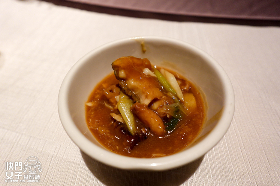 46龍膽斑球茄子煲鬼馬油條.jpg 46龍膽斑球茄子煲鬼馬油條.jpg