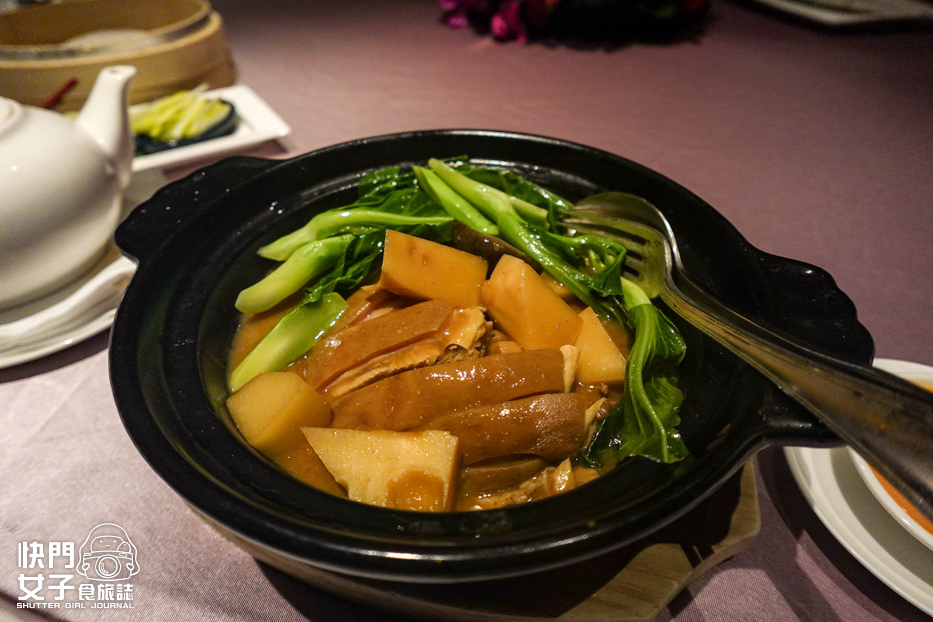 42香宮招牌海鮮炒飯筍燜羊腩煲.jpg 42香宮招牌海鮮炒飯筍燜羊腩煲.jpg