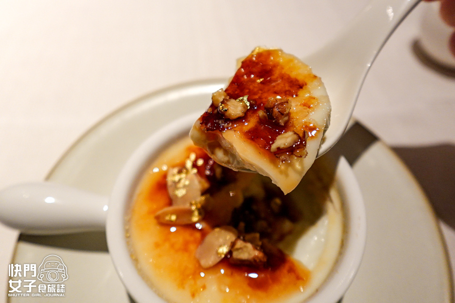 52遠東香格里拉香宮米其林烤鴨餐廳一鴨三吃片鴨粥叉燒雙皮奶.jpg 52遠東香格里拉香宮米其林烤鴨餐廳一鴨三吃片鴨粥叉燒雙皮奶.jpg