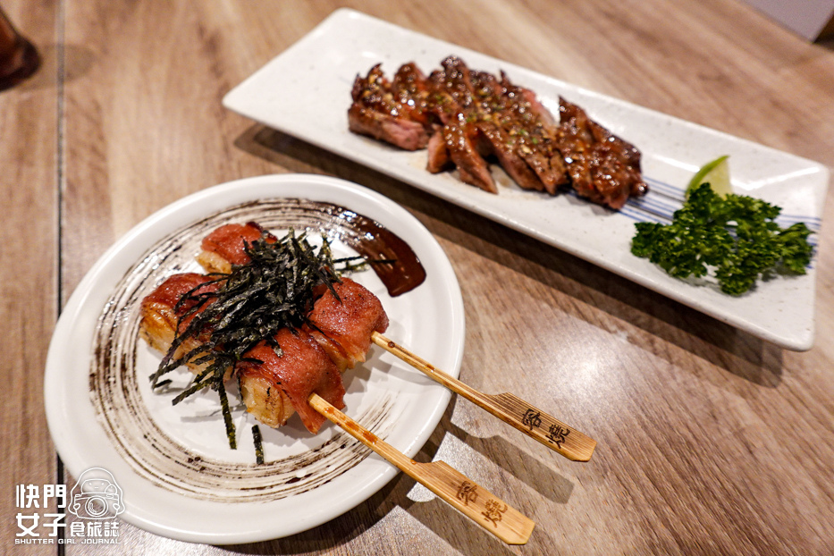 17三重美食容燒居酒屋培根麻吉串牛排牛肉剝皮辣椒醬烤肥腸.jpg