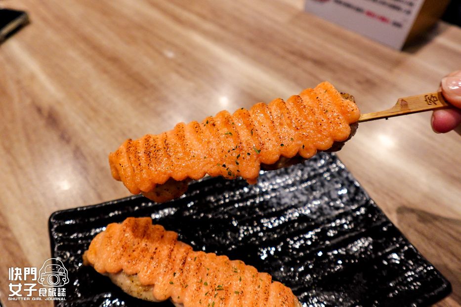 28三重美食寵物友善台中容燒居酒屋明太子雞腿肉串.jpg