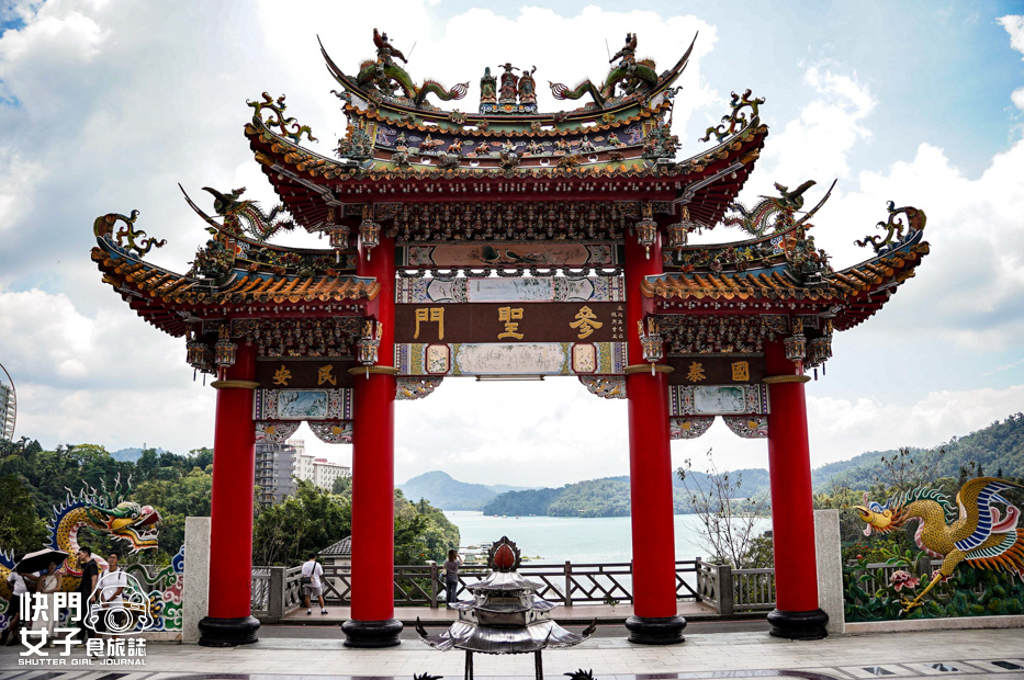 6南投魚池日月潭龍鳳宮月老廟紅線求籤解籤流程.jpg 6南投魚池日月潭龍鳳宮月老廟紅線求籤解籤流程.jpg