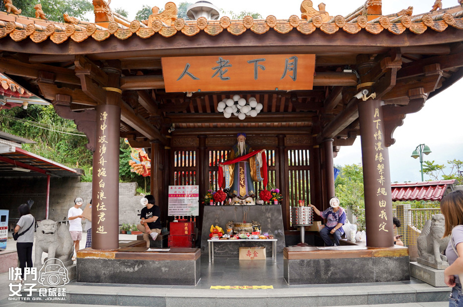 12南投魚池日月潭龍鳳宮月老廟紅線求籤解籤流程.jpg 12南投魚池日月潭龍鳳宮月老廟紅線求籤解籤流程.jpg