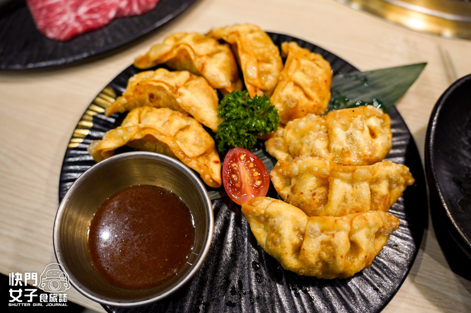 50新北三重有壹燒肉月見蔥拌飯麻辣炸餃子.jpg 50新北三重有壹燒肉月見蔥拌飯麻辣炸餃子.jpg