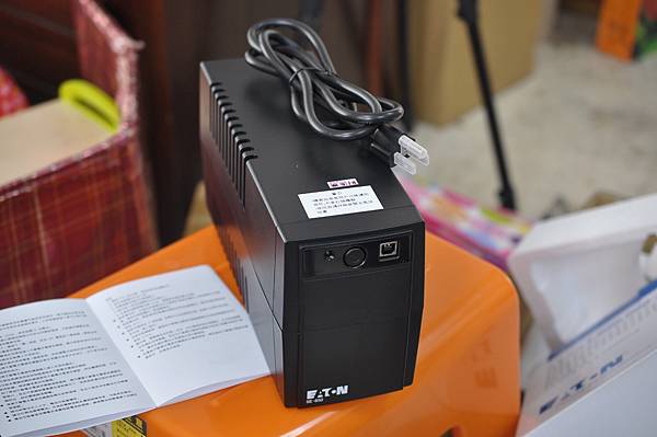 飛瑞UPS_Eaton_5E_3.JPG