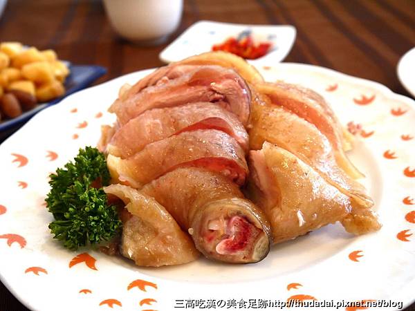 P1110599K01.jpg P1110599K01.jpg