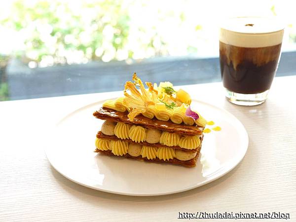 CHANTEZ Pâtisserie 穿石