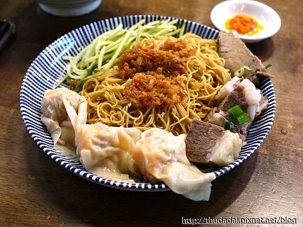 [食記] 台北中山 大膽牛腩麵