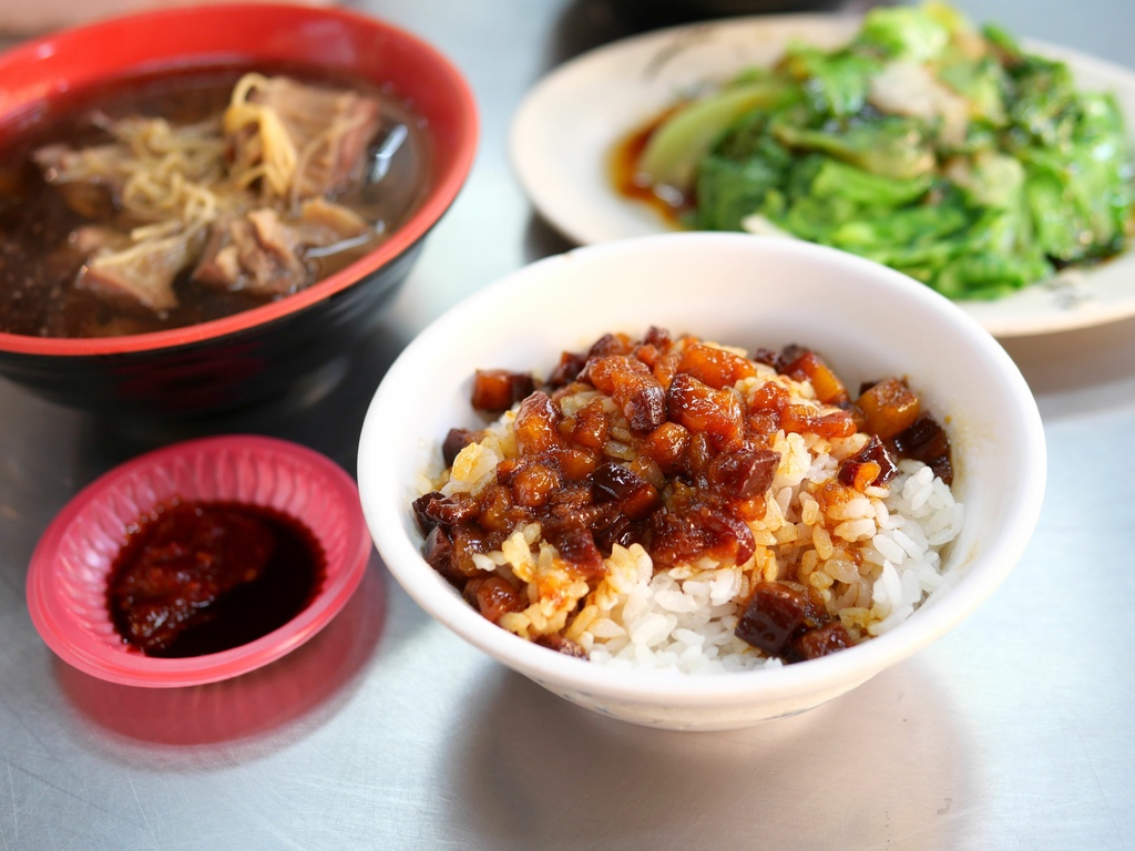 [食記] 新店 賴岡山羊肉