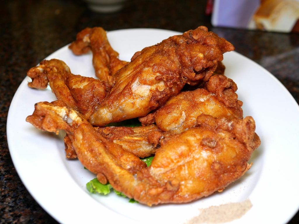 [食記] 台北 元味料理~炸象蛙腿、蒸珠龍蝦