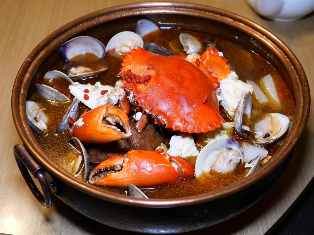 [食記] 台北 金蓬萊台菜~順便吃到三明堂