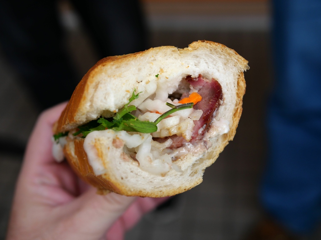 [食記] 台北 越富越南法國麵包~川珍鰻魚