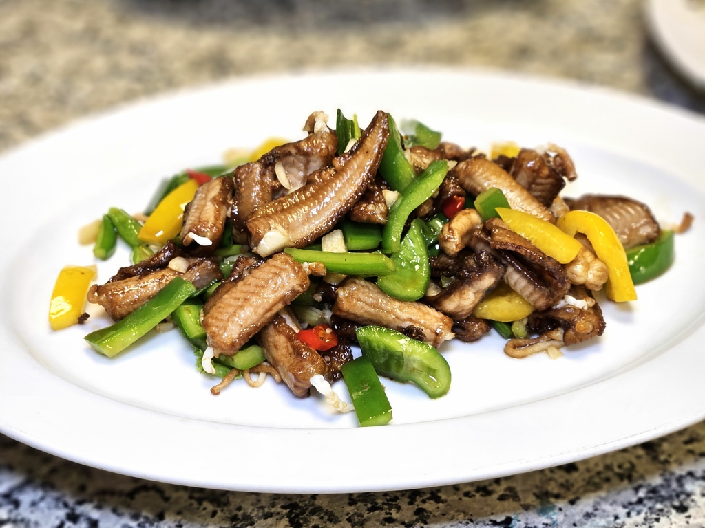 [食記] 台北 元味料理~炒盲鰻、茄子