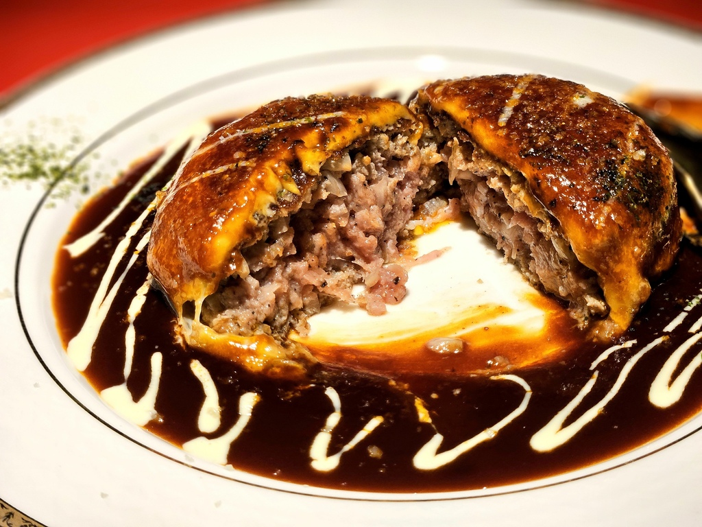 [食記] 台北 KK餐酒館(全牛漢堡排)