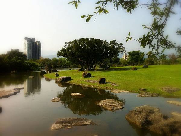 羅東運動公園--河景倒影-天下易居.JPG