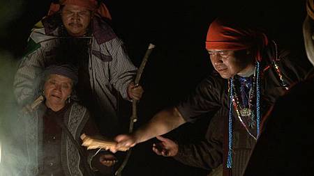 nEO_IMG_8652_Felipe_in_Night_Ceremony