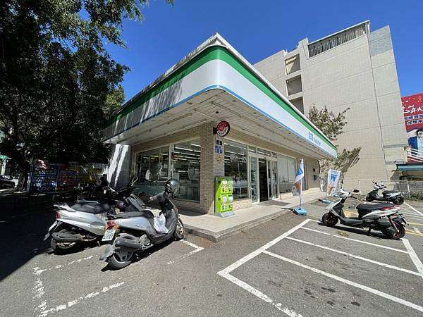 東海買屋西屯區-工業區三十八路角間店面1980萬(已成交出 東海買屋西屯區-工業區三十八路角間店面1980萬(已成交出