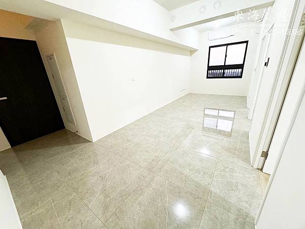 (租)東海買屋龍井區-精銳闊3房平車電梯大樓33000元 (租)東海買屋龍井區-精銳闊3房平車電梯大樓33000元