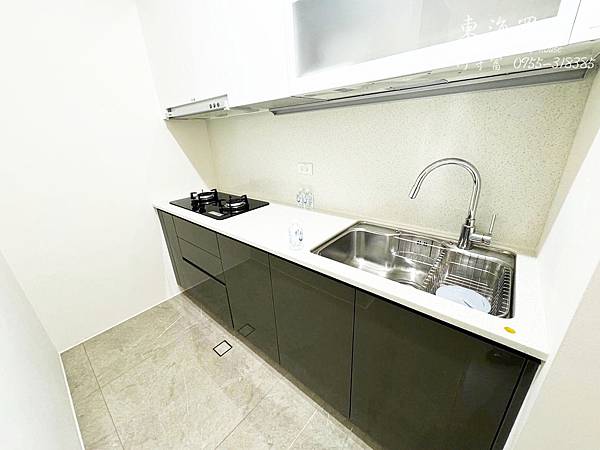 (租)東海買屋龍井區-精銳闊3房平車電梯大樓33000元 (租)東海買屋龍井區-精銳闊3房平車電梯大樓33000元