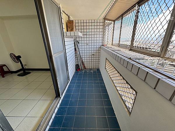 西屯工業區三十八路 🏢 大三房華廈・稀有釋出 💰 總價只要 西屯工業區三十八路 🏢 大三房華廈・稀有釋出 💰 總價只要