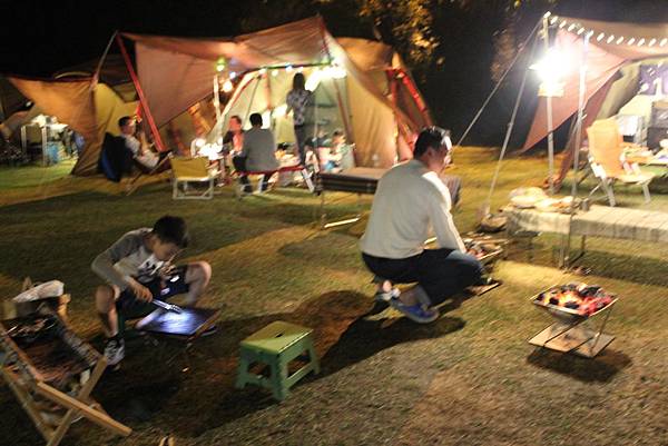 巫婆農場 焚火台共餐th 踢小妮的天空 痞客邦