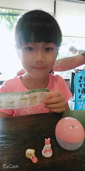 2020.09.12。(9歲又3天)。(7歲2個月又21天)。新竹峨眉雪之湖咖啡簡餐披薩-9.jpg