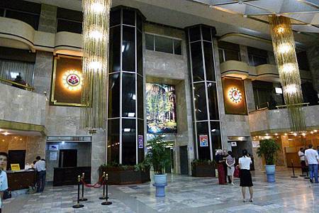 Lobby of Yanggakdo Hotel