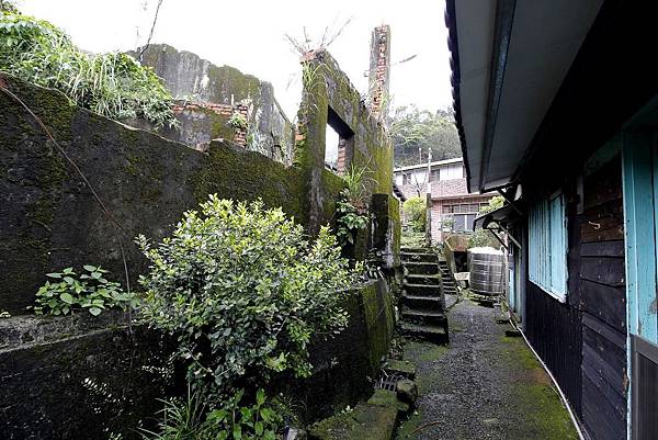 九份景點,九份交通,九份美食,九份景點推薦,九份交通資訊,九份美食推薦,九份景點特色,九份交通指南,九份美食地圖 鄰近知名九份景點,便利的九份交通,享受獨特的九份美食!搭乘九份交通接駁車至黃金博物館園內,九份金瓜石金礦餐旅會館邀請您一同遊覽九份景點,嚐盡九份美食!
